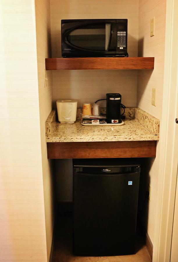 Waterfront Inn New Liskeard Екстериор снимка