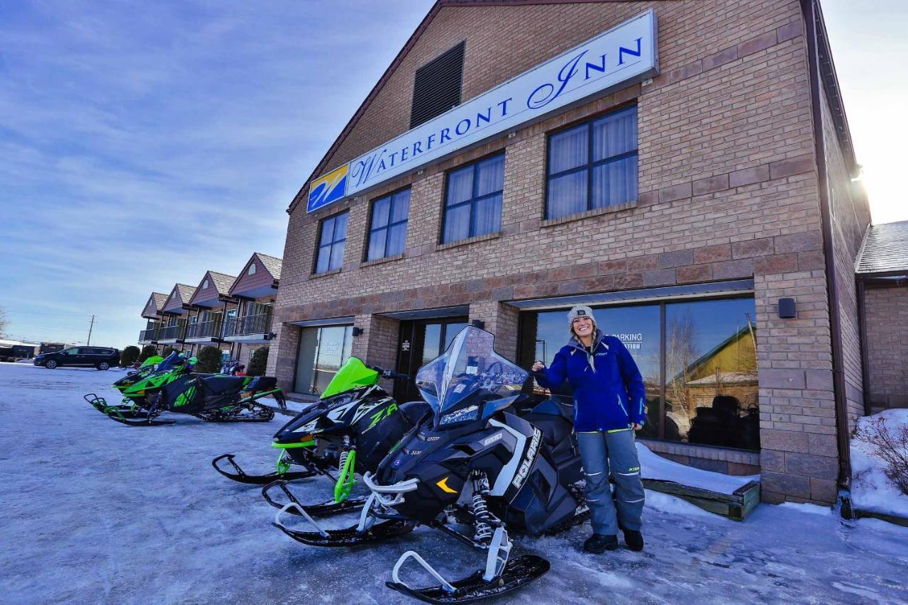 Waterfront Inn New Liskeard Екстериор снимка