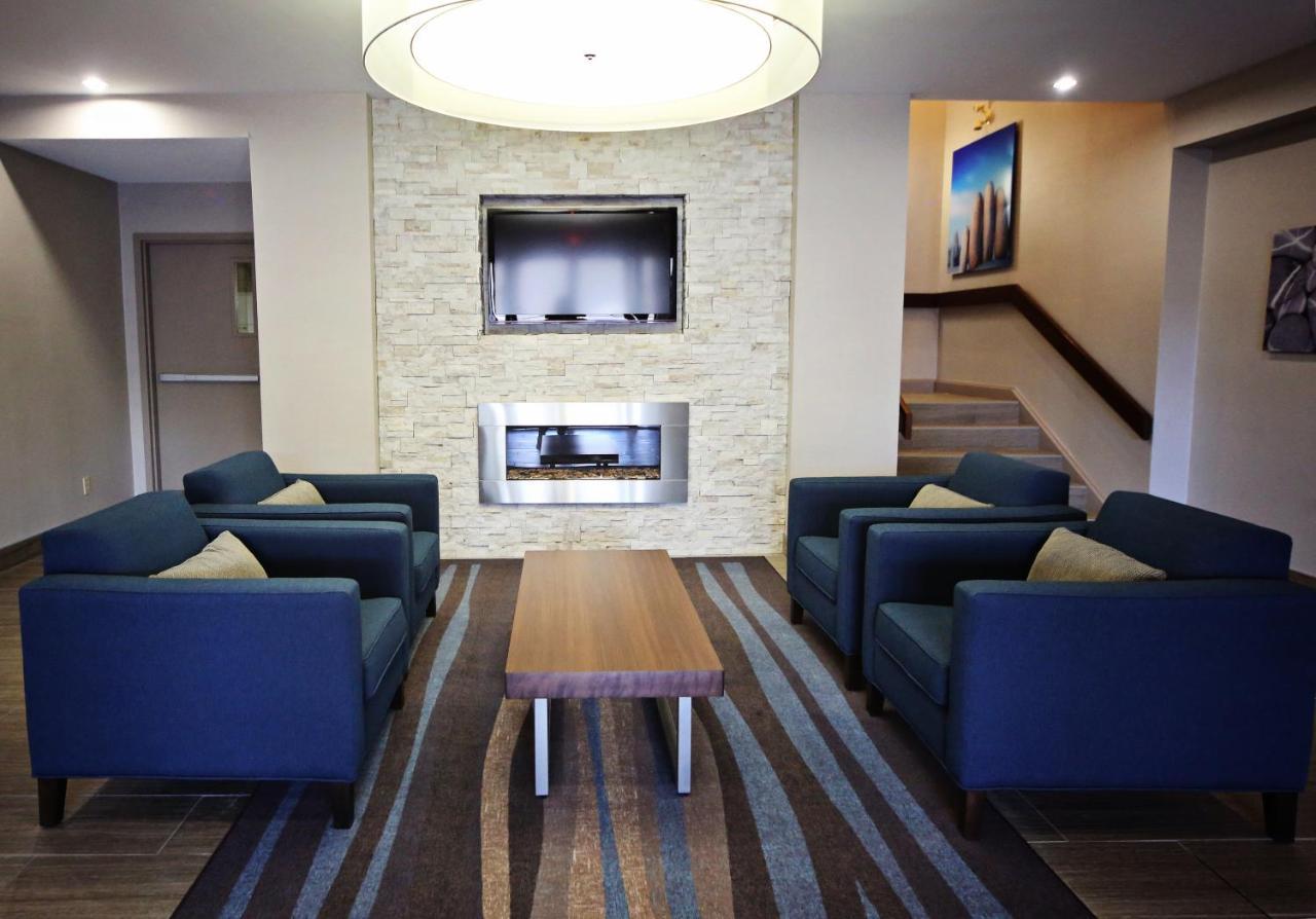 Waterfront Inn New Liskeard Екстериор снимка