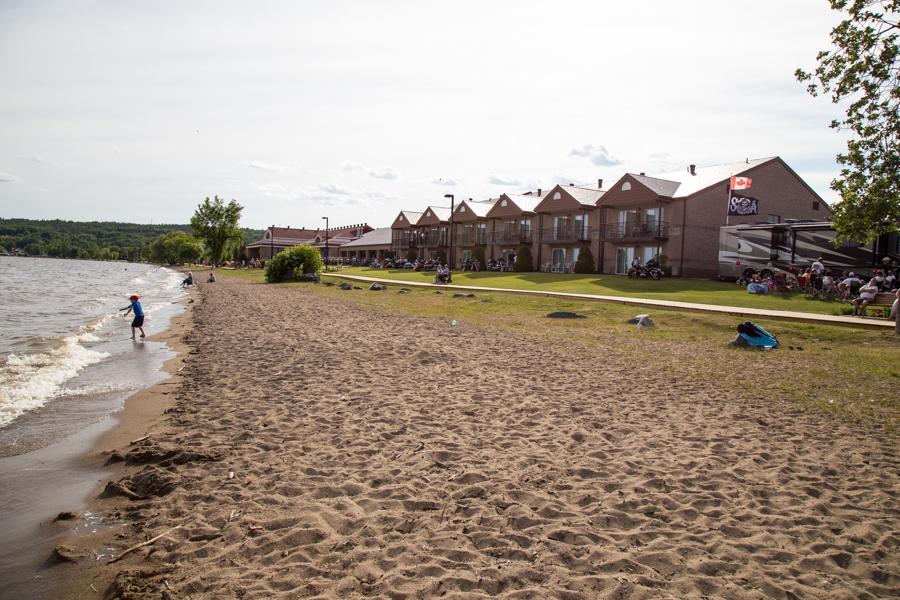 Waterfront Inn New Liskeard Екстериор снимка